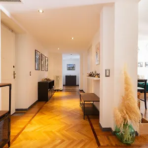 moscova-cosy-apartment.italymilanhotels.net/